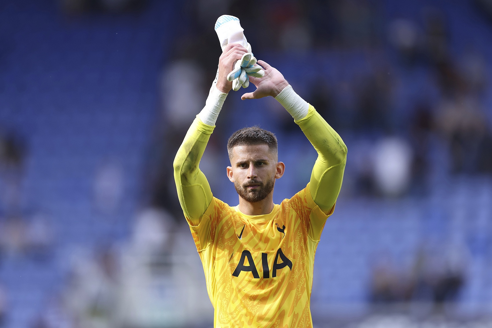 开云体育登录-记者：国米与橡树资本管理层进行会谈，今夏优先引进门将维卡里奥