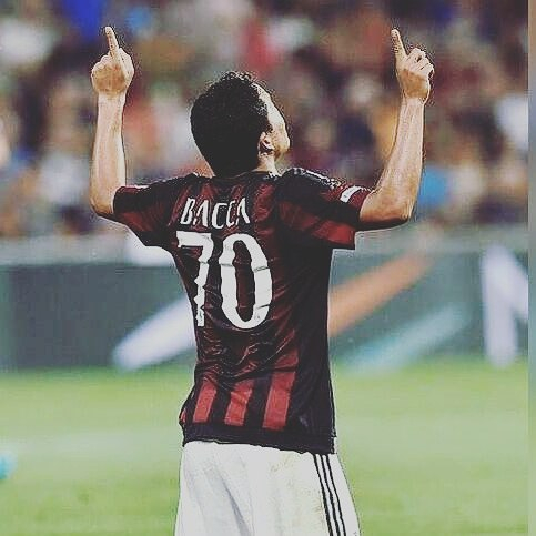 开云体育登录-巴卡18球保持米兰单赛季意甲进球纪录|AC米兰|拉斐尔-巴卡|意甲联赛|ac米兰|球员_新浪体育_新浪新闻